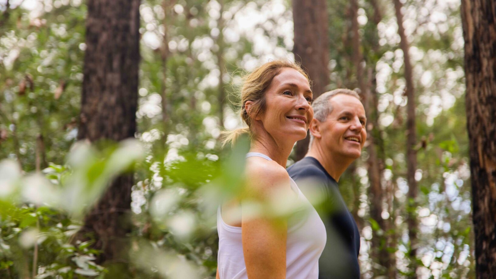 Couple on a walk at Aura